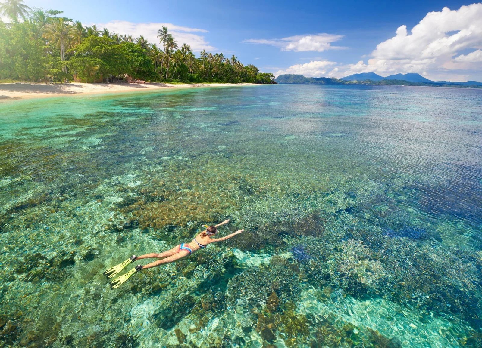 Snorkeling di air jernih Laut Banda