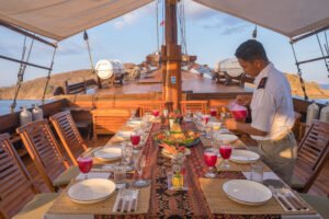 OUTDOOR RESTAURANT 1 |