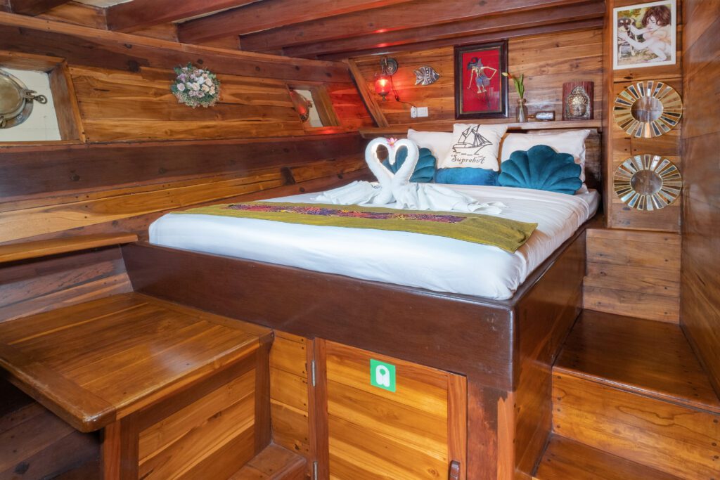 cabin suprabacruises Liveaboard